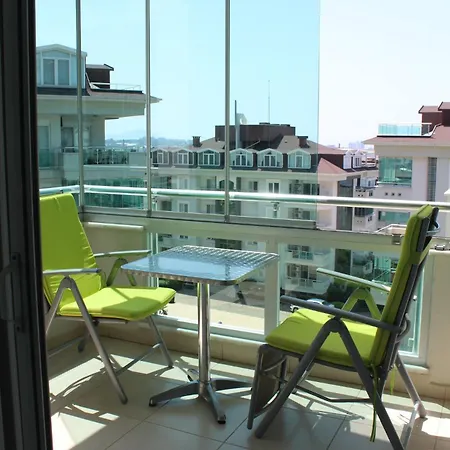 Olive Apartment *